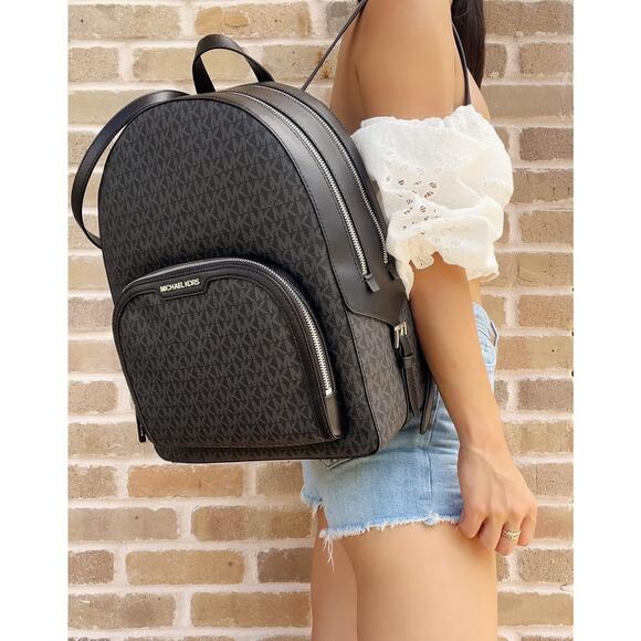 NWT Michael Kors Women Jaycee Logo Backpack (Black)-OS - Picture 3 of 8